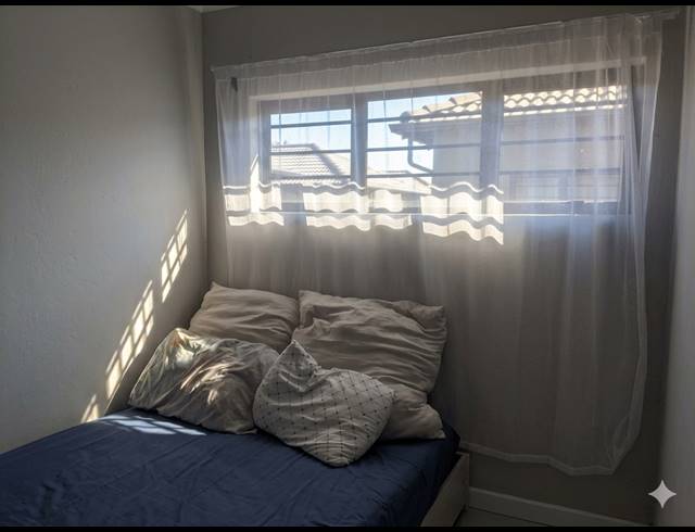 2 BEDROOM HOUSE FOR SALE IN PROTEA GLEN